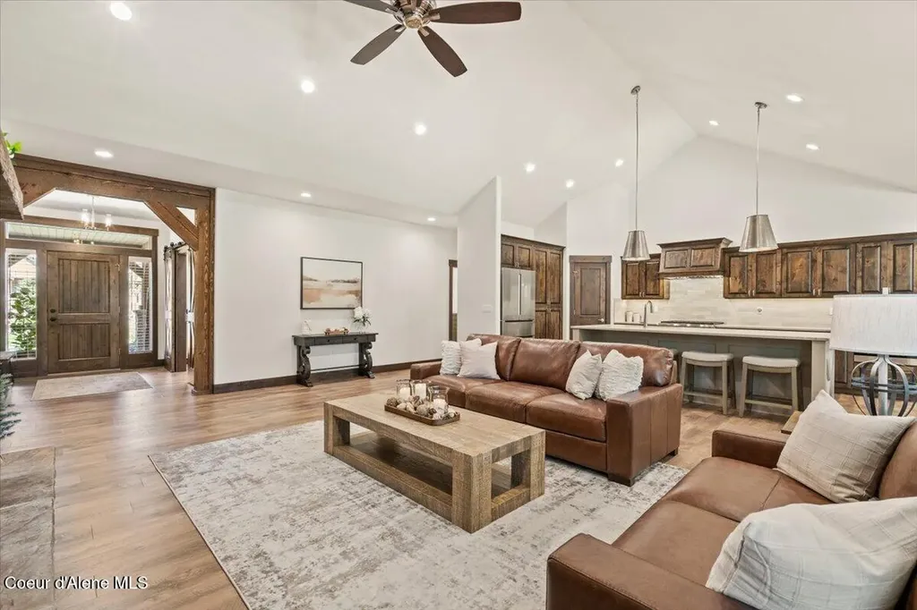 3462 E Winray Drive Hayden ID 83835