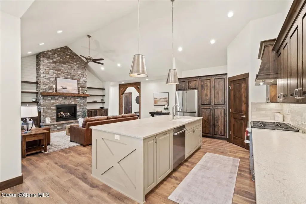 3462 E Winray Drive Hayden ID 83835