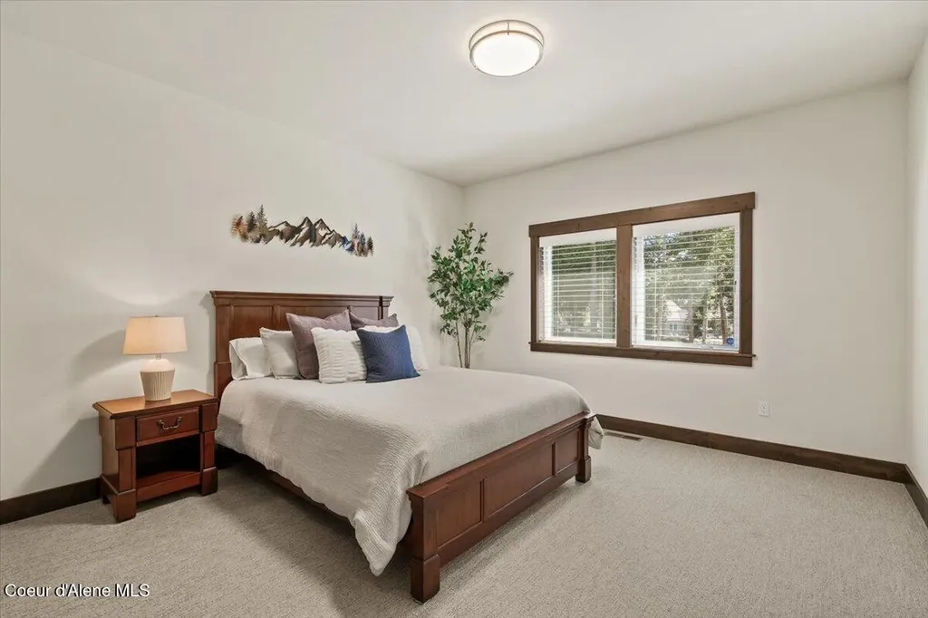 3462 E Winray Drive Hayden ID 83835