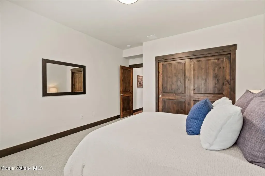3462 E Winray Drive Hayden ID 83835