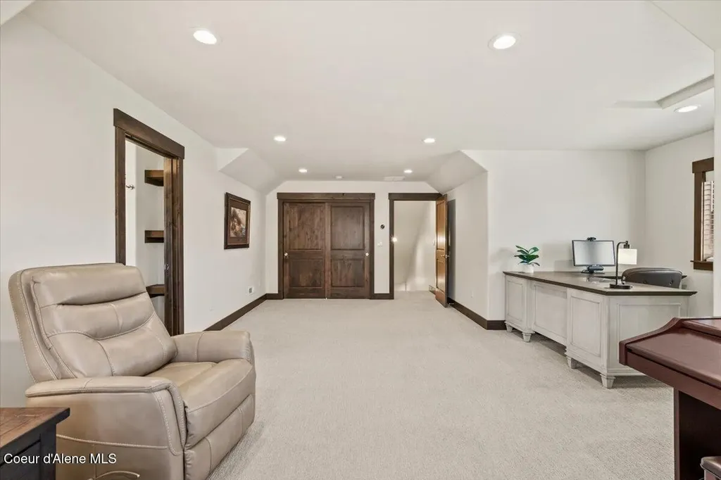 3462 E Winray Drive Hayden ID 83835