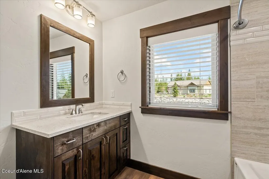 3462 E Winray Drive Hayden ID 83835
