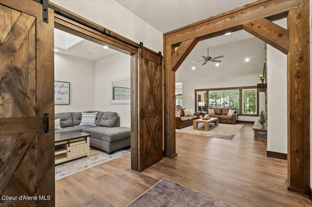 3462 E Winray Drive Hayden ID 83835