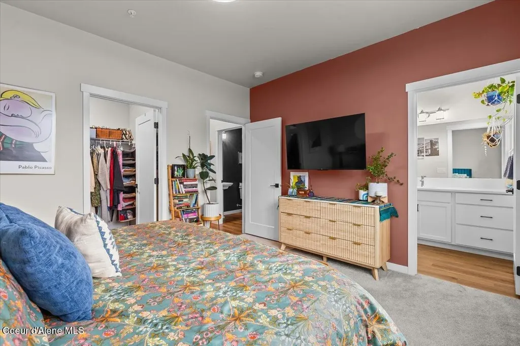 930 E Railroad Avenue Post Falls ID 83854