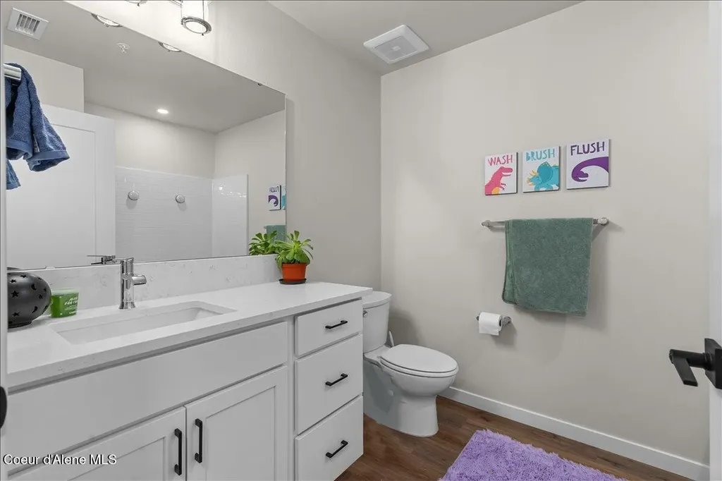 930 E Railroad Avenue Post Falls ID 83854