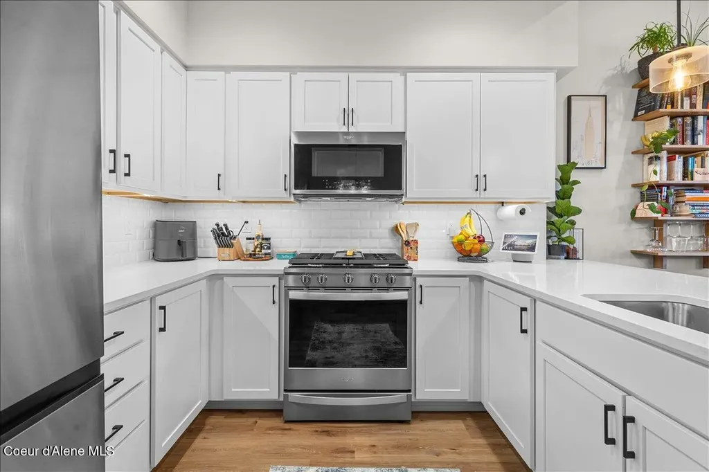 930 E Railroad Avenue Post Falls ID 83854