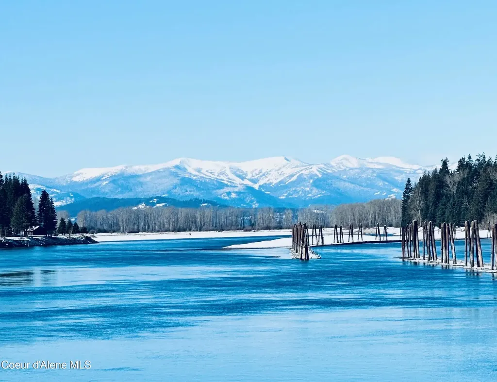 5 Crystal Springs Road Sandpoint ID 83864