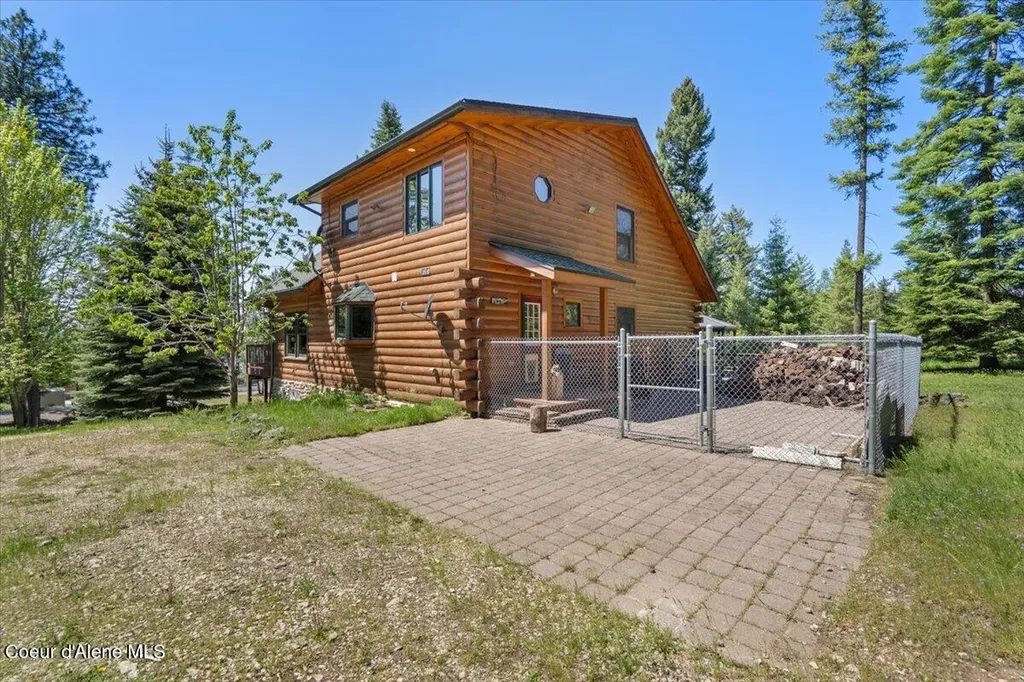 13764 S Ridgeview Drive Harrison ID 83833
