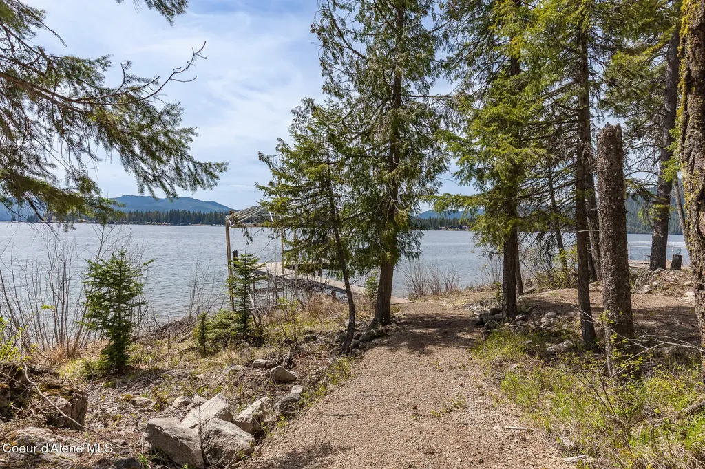 Lot 12 Upper Bear Creek Bay Road Coolin ID 83821