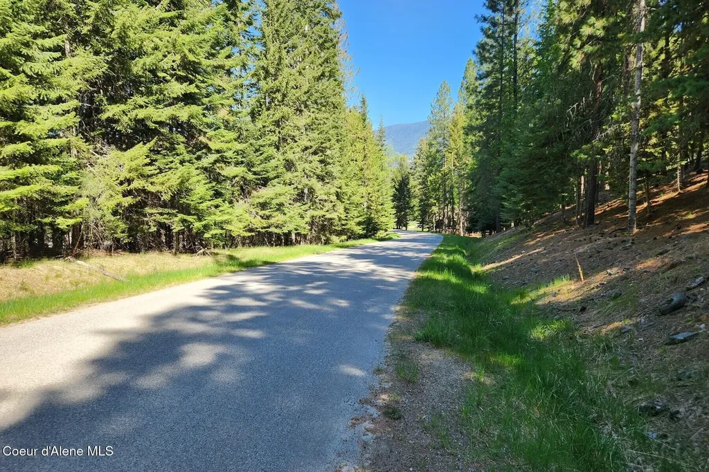 Nna E David Thompson Road Hope ID 83836