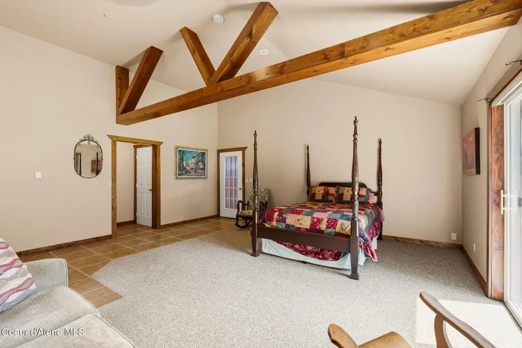 2730 Wrenco Loop Sandpoint ID 83864