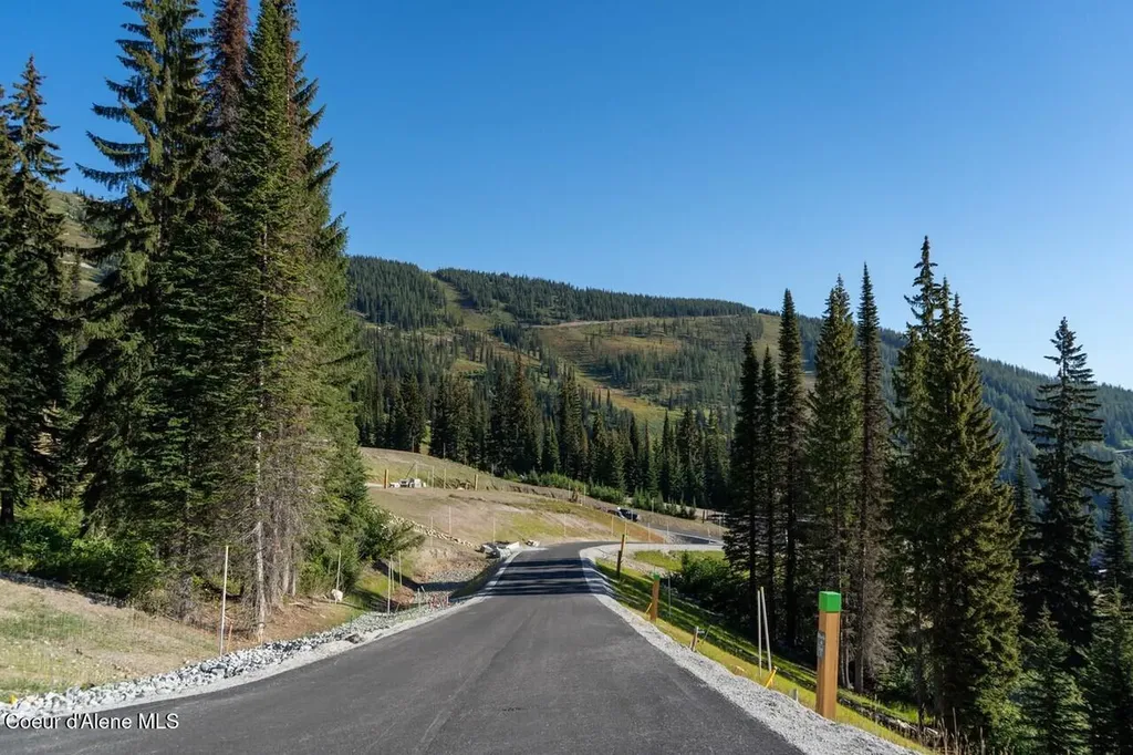 1 Crystal Springs Road Sandpoint ID 83864