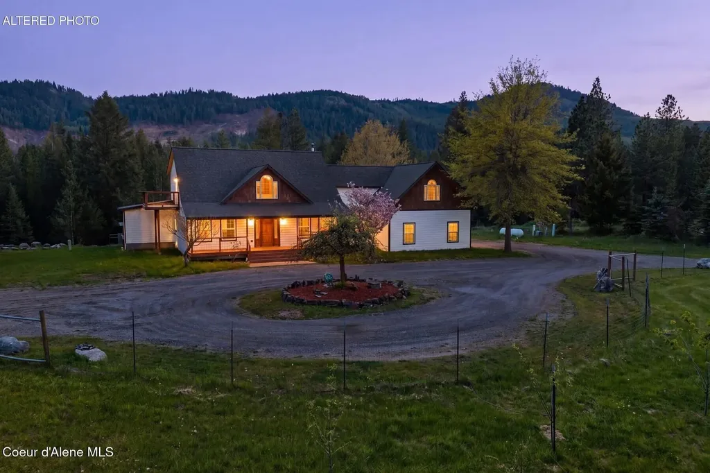 192 Bobbie Lynn Lane Sagle ID 83860
