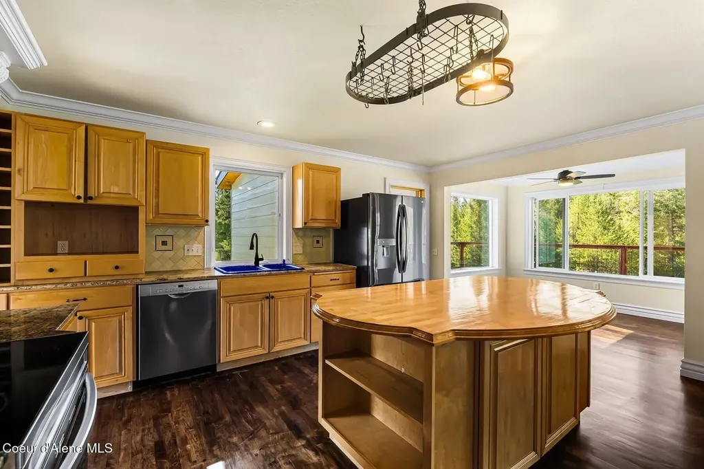 192 Bobbie Lynn Lane Sagle ID 83860