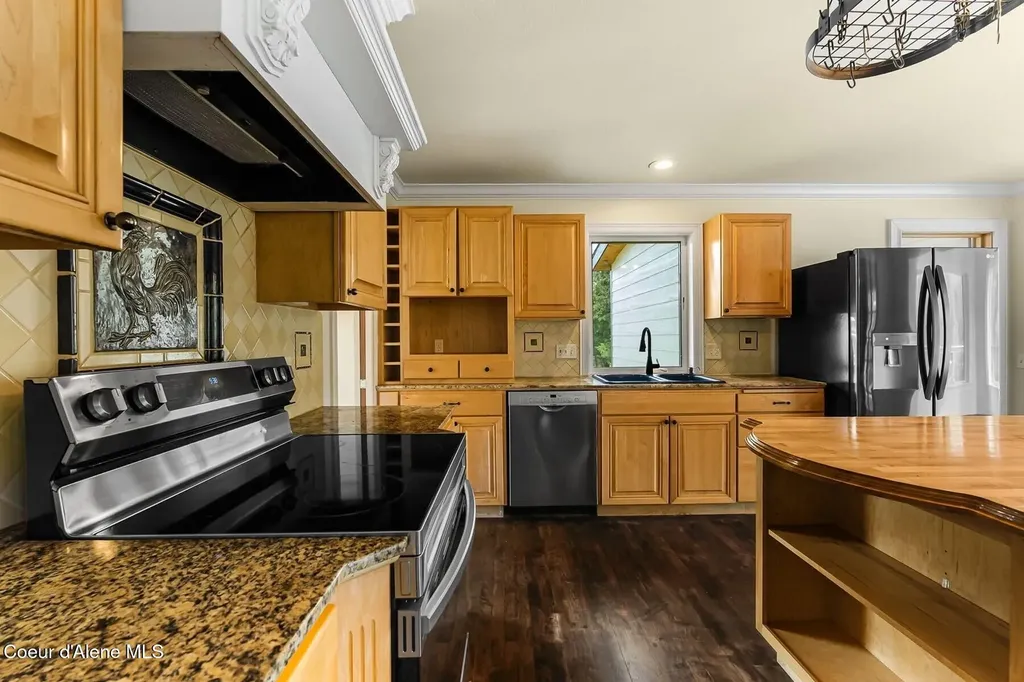 192 Bobbie Lynn Lane Sagle ID 83860