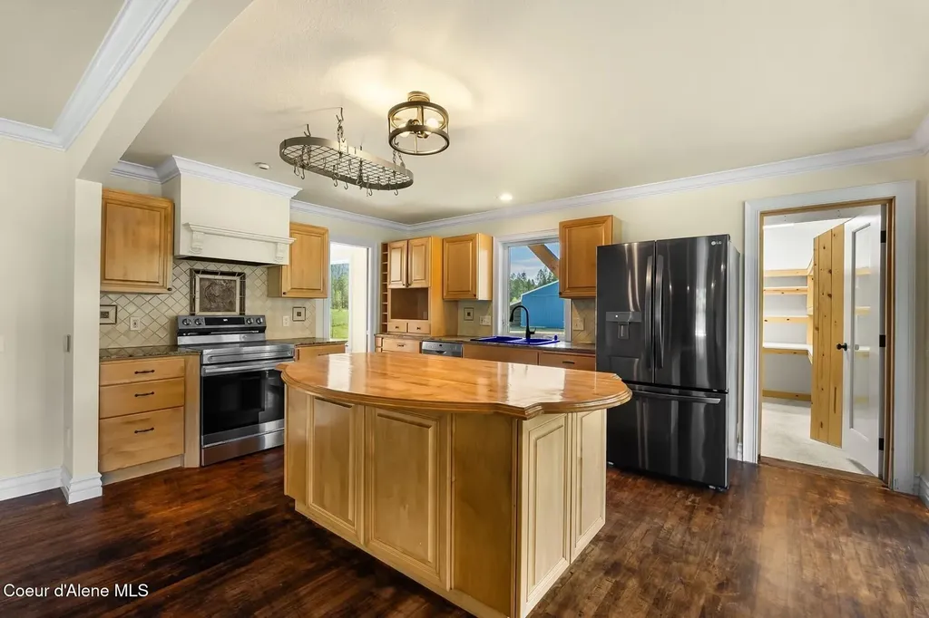 192 Bobbie Lynn Lane Sagle ID 83860