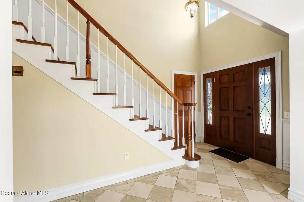 192 Bobbie Lynn Lane Sagle ID 83860