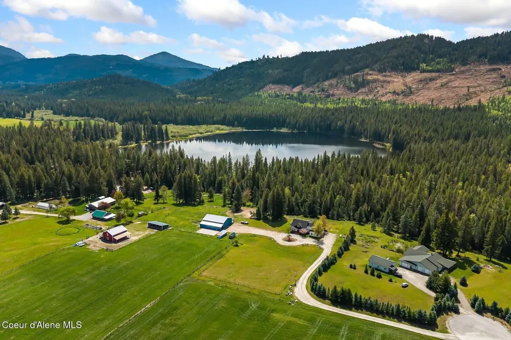 192 Bobbie Lynn Lane Sagle ID 83860