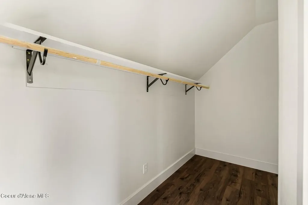 192 Bobbie Lynn Lane Sagle ID 83860