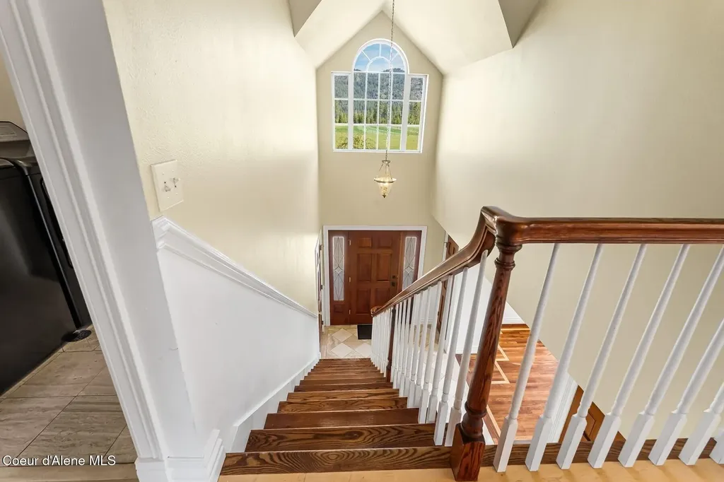 192 Bobbie Lynn Lane Sagle ID 83860