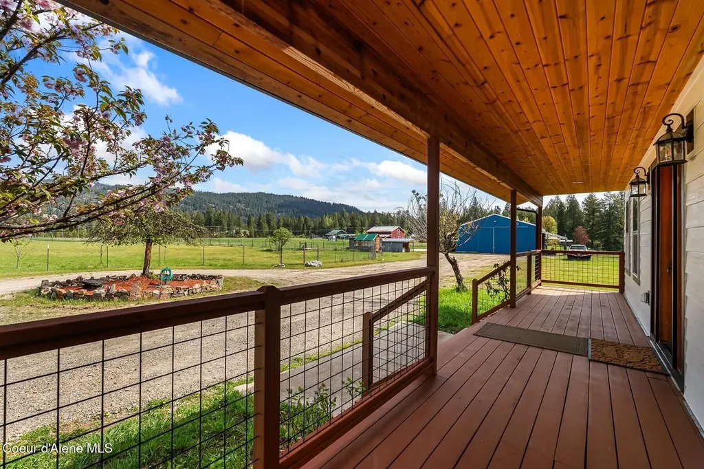 192 Bobbie Lynn Lane Sagle ID 83860