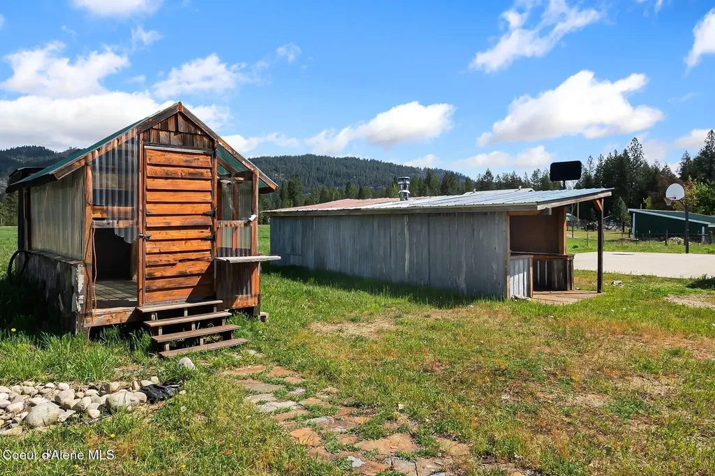 192 Bobbie Lynn Lane Sagle ID 83860