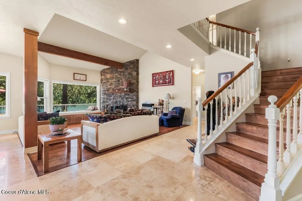 63200 S Powderhorn Bay Road Harrison ID 83833
