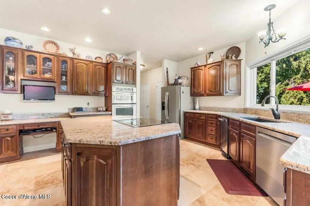 63200 S Powderhorn Bay Road Harrison ID 83833