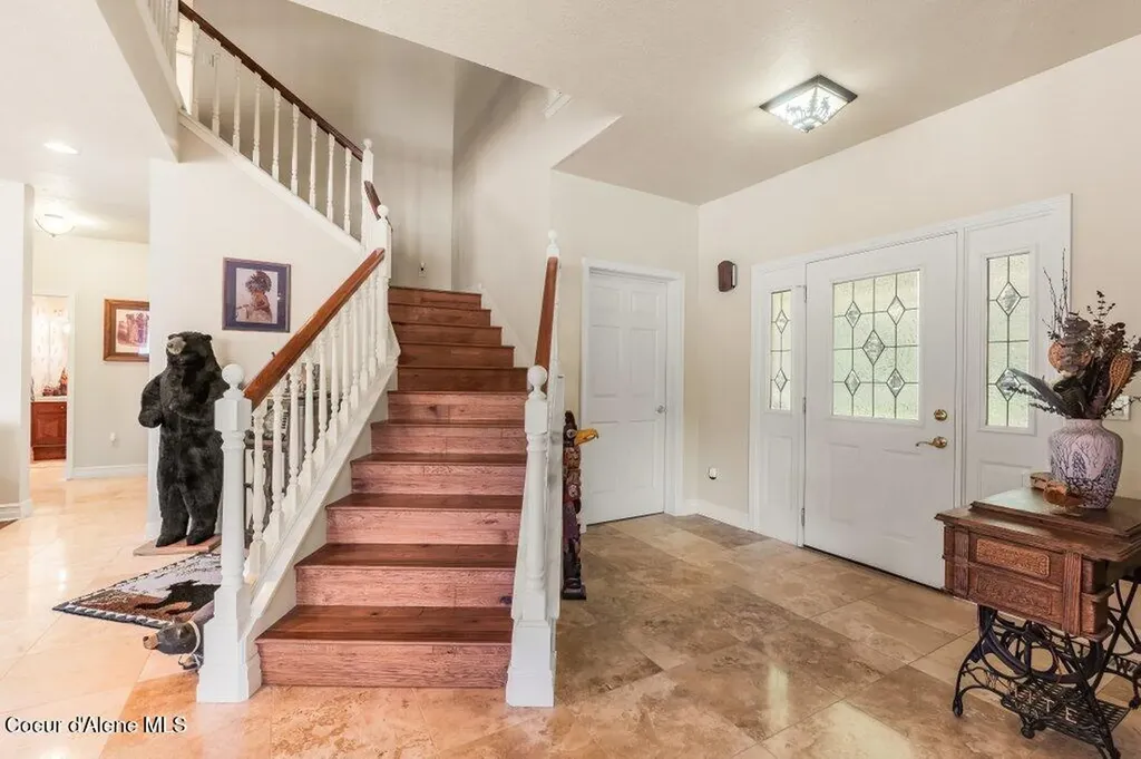 63200 S Powderhorn Bay Road Harrison ID 83833