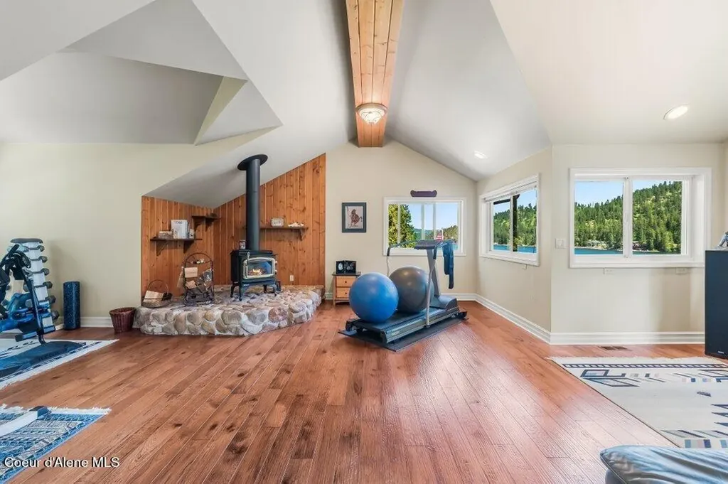 63200 S Powderhorn Bay Road Harrison ID 83833