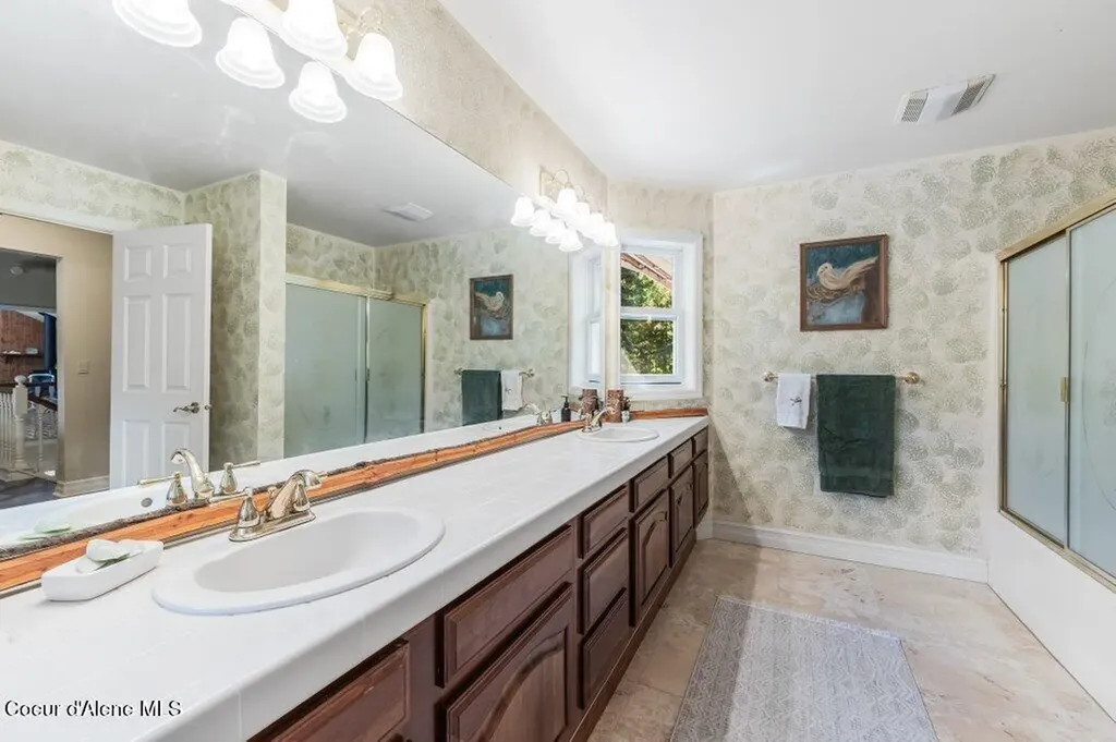 63200 S Powderhorn Bay Road Harrison ID 83833