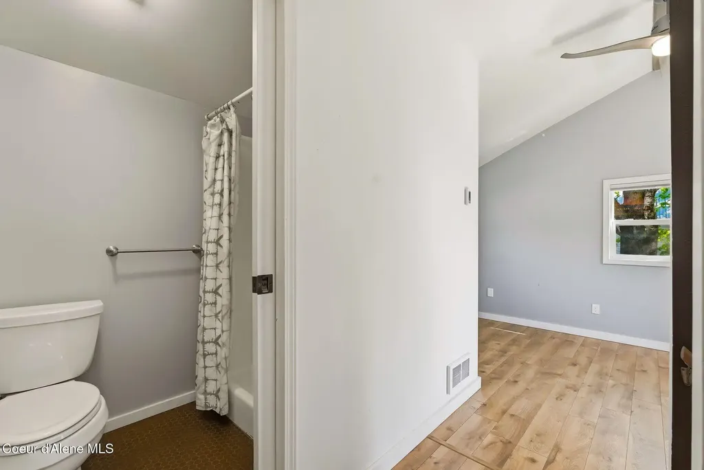 722 Ruth Avenue Sandpoint ID 83864
