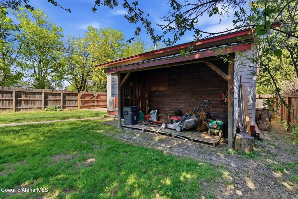 722 Ruth Avenue Sandpoint ID 83864