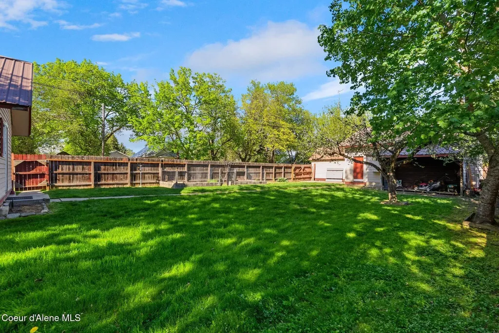 722 Ruth Avenue Sandpoint ID 83864