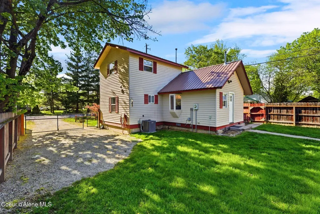 722 Ruth Avenue Sandpoint ID 83864