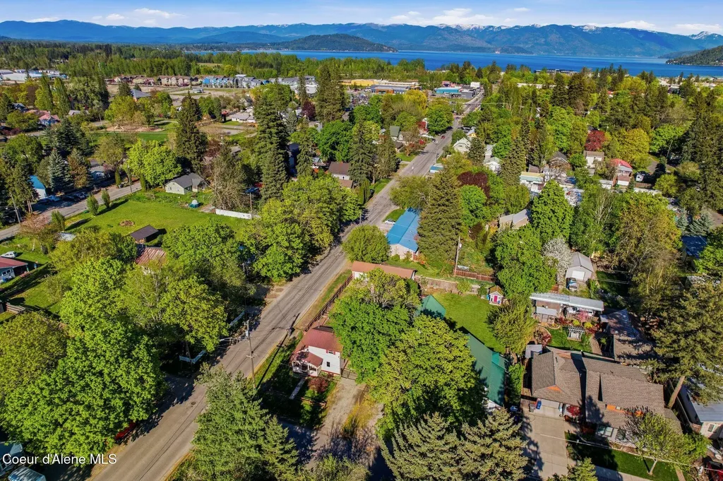 722 Ruth Avenue Sandpoint ID 83864