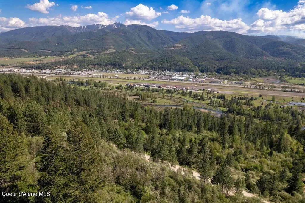 Nka Southfork Rdg Road Smelterville ID 83868