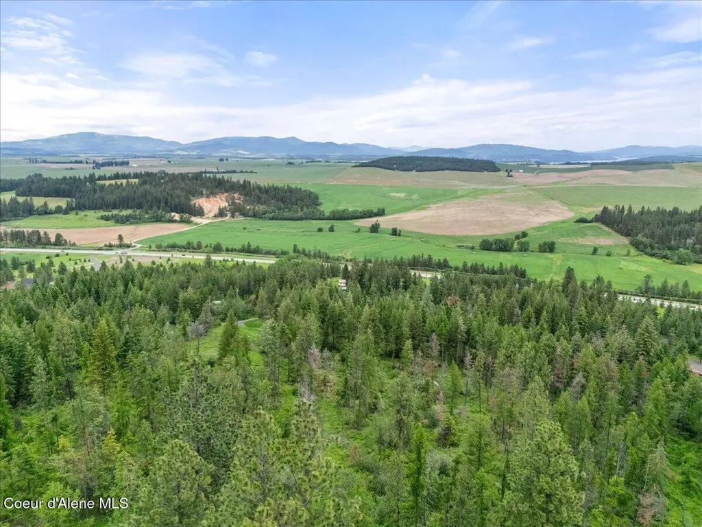 7742 W Radford Lane Worley ID 83876