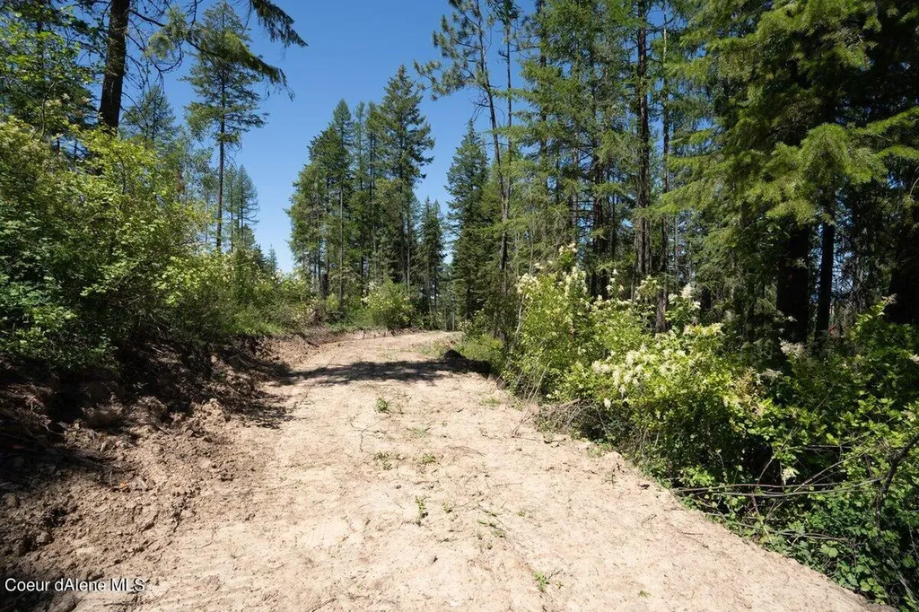 7742 W Radford Lane Worley ID 83876
