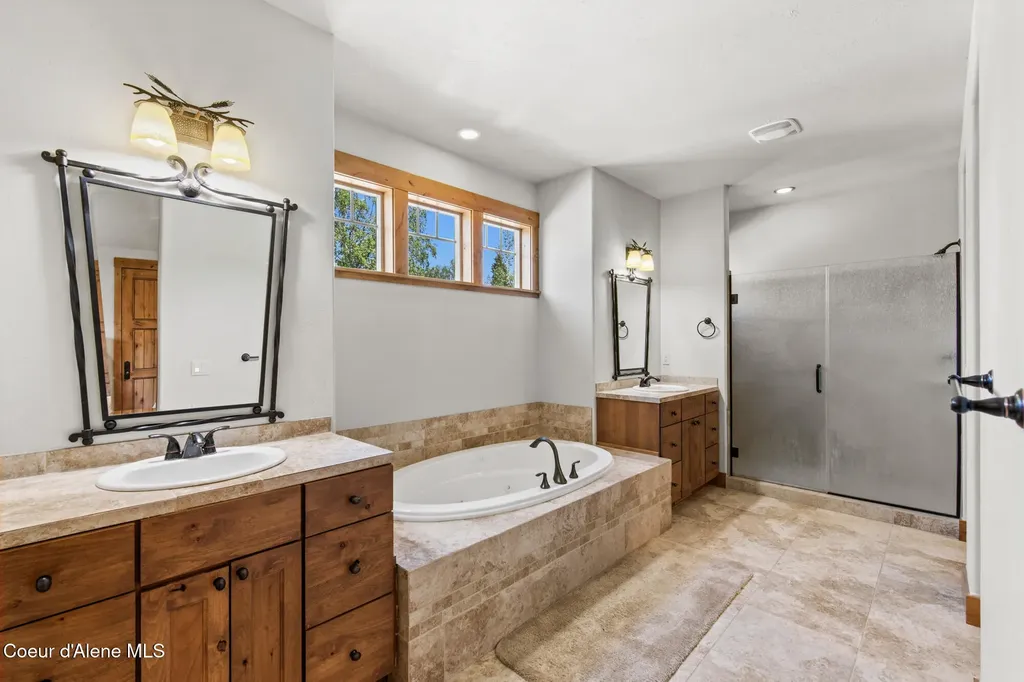 808 Bryce Lane Sandpoint ID 83864