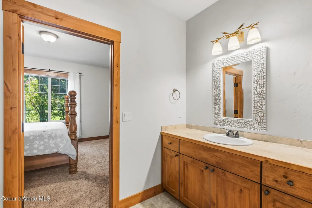 808 Bryce Lane Sandpoint ID 83864