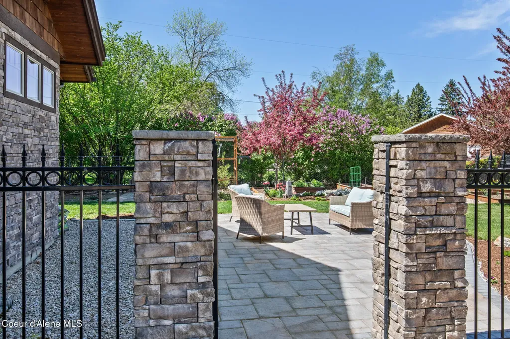 808 Bryce Lane Sandpoint ID 83864