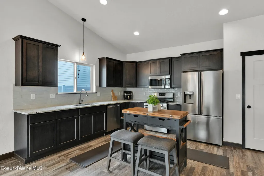 10633 N Crimson Drive Hayden ID 83835