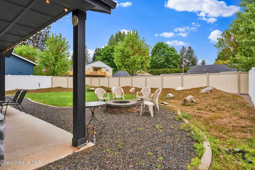10633 N Crimson Drive Hayden ID 83835
