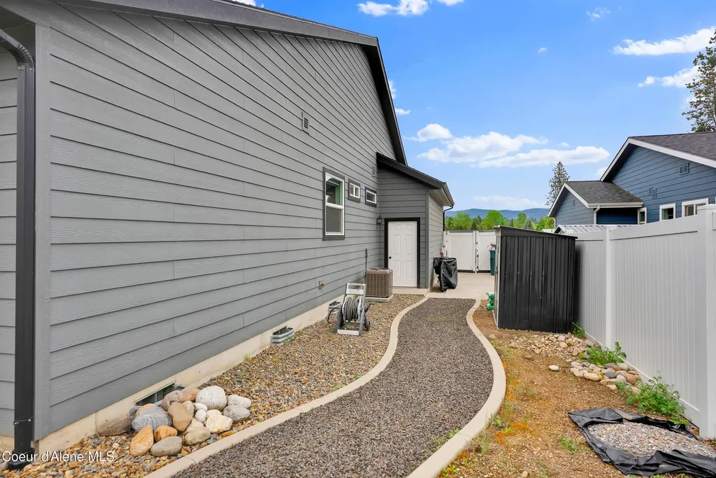 10633 N Crimson Drive Hayden ID 83835