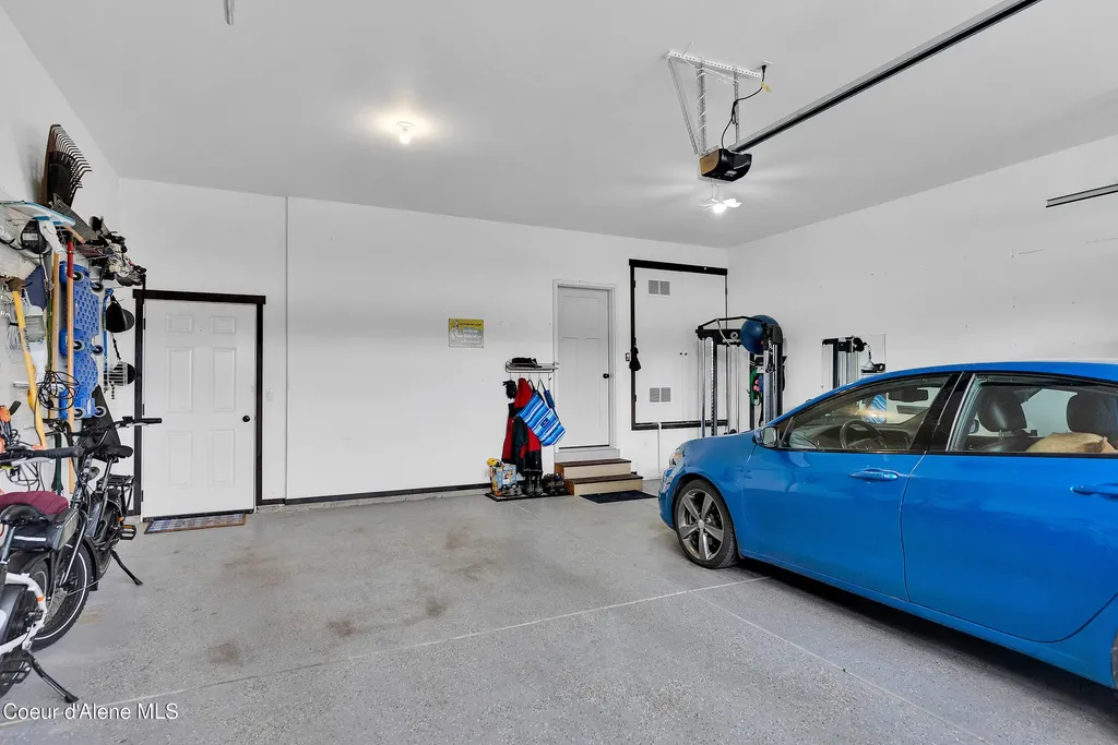 10633 N Crimson Drive Hayden ID 83835