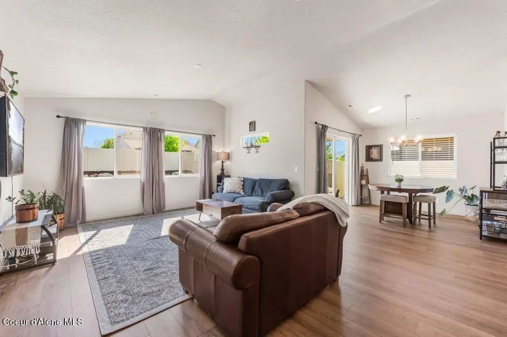 1874 N Wollaston Drive Post Falls ID 83854