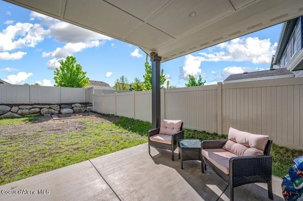 1874 N Wollaston Drive Post Falls ID 83854