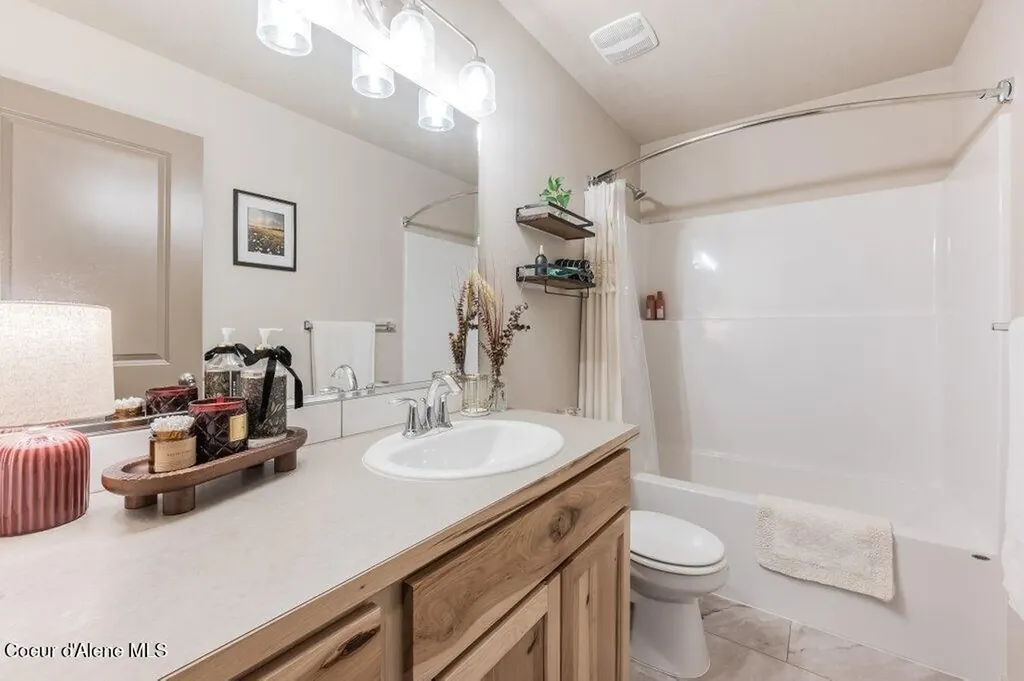 1874 N Wollaston Drive Post Falls ID 83854