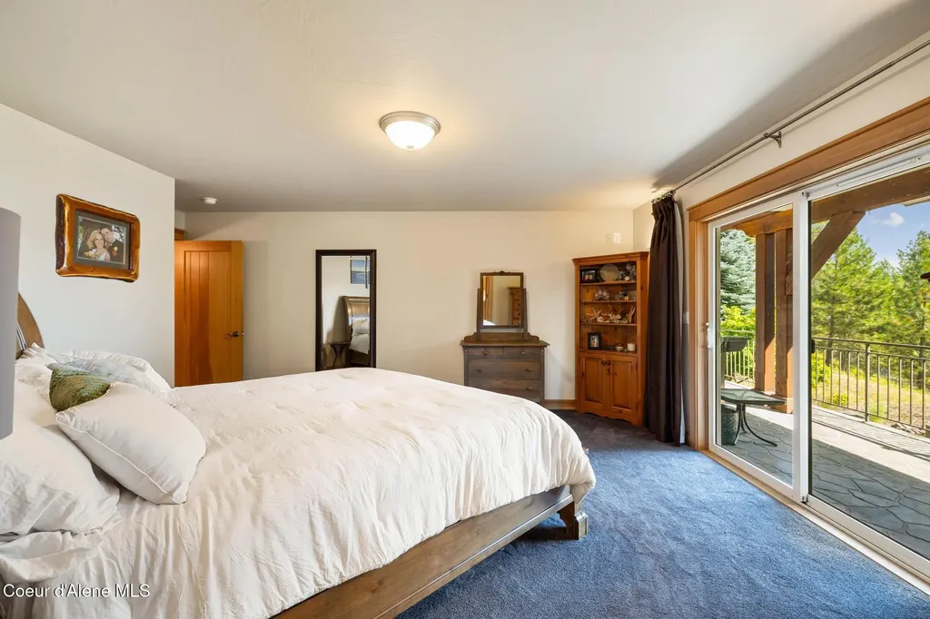 4459 E Ogara Road Harrison ID 83833